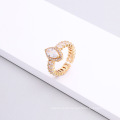 Shangjie Oem Anillo stilvolle Mode Kupferfarbe Diamantring Indianer Goldplattendring Trendy Hip Hop Zirkon Frauen Ring Ring